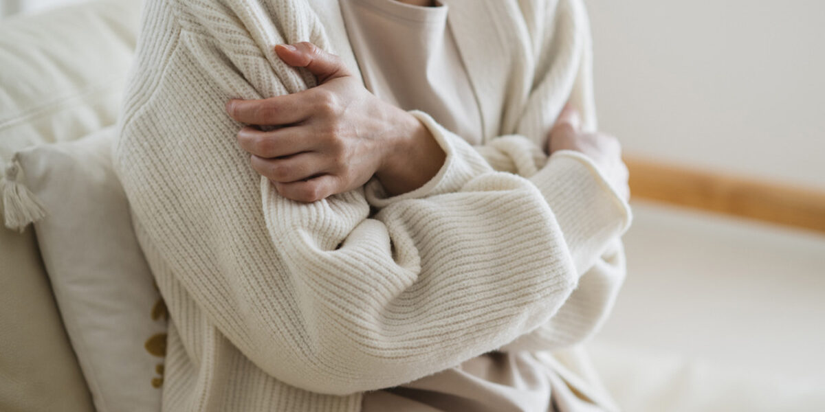 エアコンの暖房が寒い時の対策方法とは