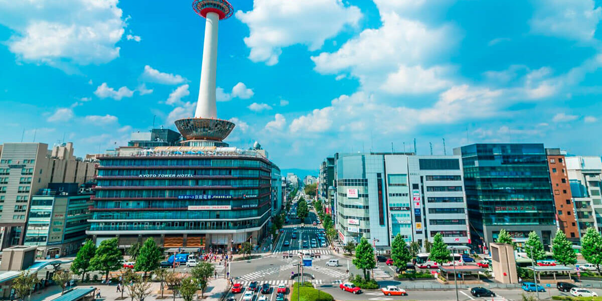 【京都版】業務用エアコンの修理 or 入れ替え どっちが得？