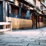 京都で業務用エアコンを導入する完全ガイド：気候・補助金・業者選びで失敗しない戦略